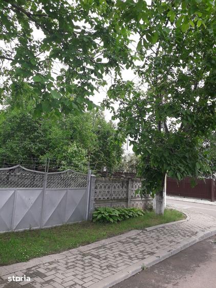 Teren de 1150 mp, în Podu Roș