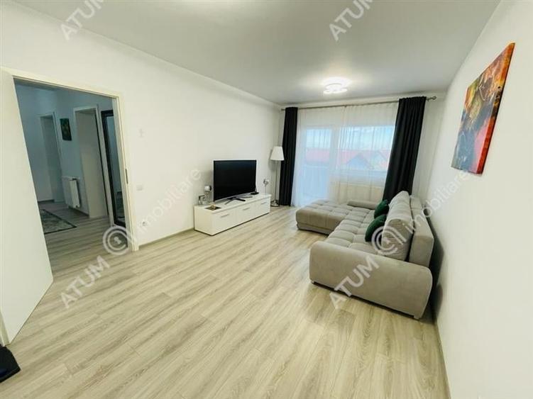 Apartament cu 2 camere decomandate si balcon etaj intermediar - 1