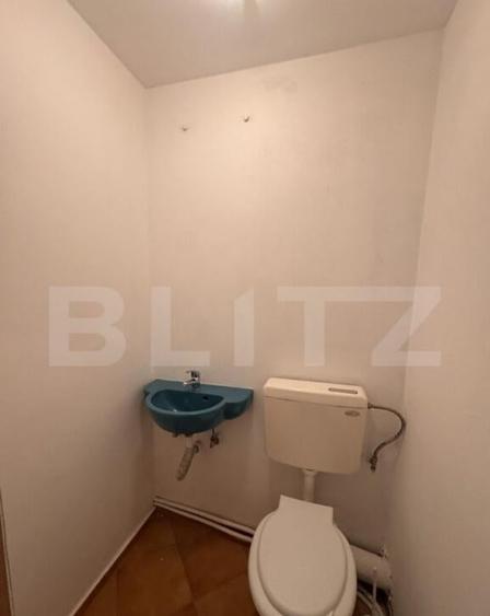 Casa individuala, 7 camere, 217 mp, 624 mp teren, zona Frate - 8