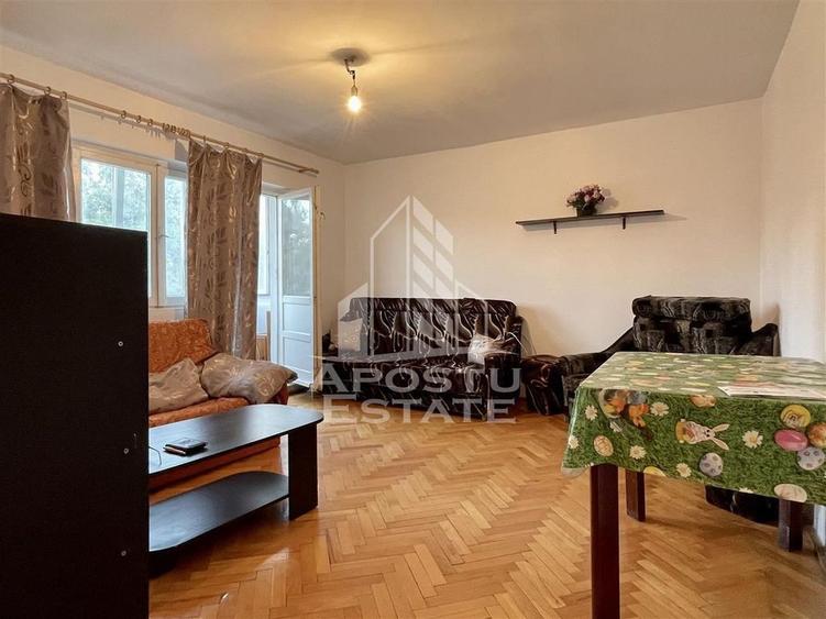 Apartament trei camere decomandat etaj intermediar - 2
