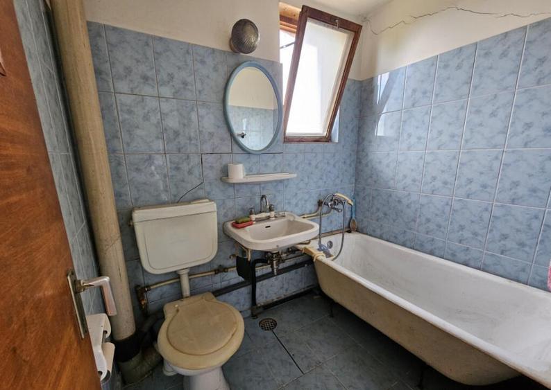 Casa P+1, comuna Dane?ti, 10 km distan?a de Tg. Jiu - 4