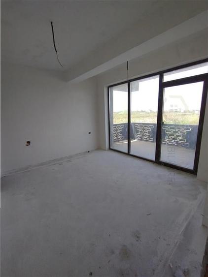 Duplex - personalizare interioara - acces auto - dormitor la parter - 7