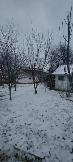 Proprietate cu poten?ial investi?ional casa + teren generos 2.700 mp - 2