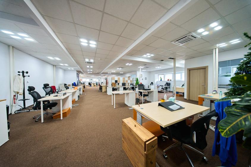 Birouri cu depozit de închiriat - 18