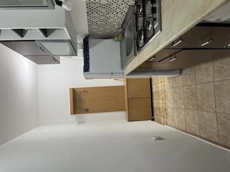 Inchiriez garsoniera Rogerius Et. 1 - 2