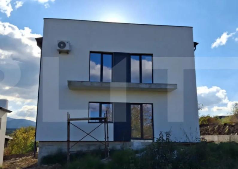 Apartament cu 3 camere, 85 mp ?i un teren de 200 mp, Zalau - 1