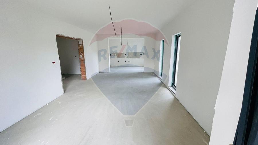 Casa de vanzare Brasov - 3 dormitoare, 3 bai, 140 mp utili - 8