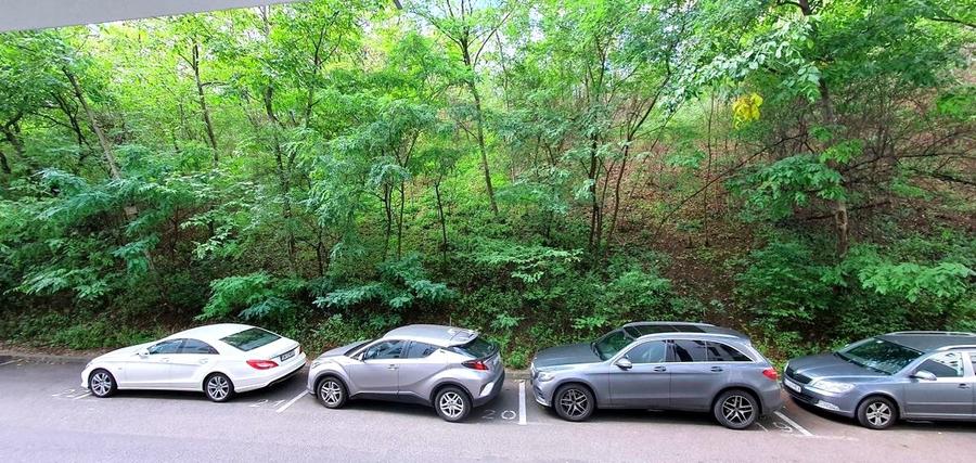 Apartament cu 2 camere, logie, parcare subterană inclusă, într-un imobil de lux - 1