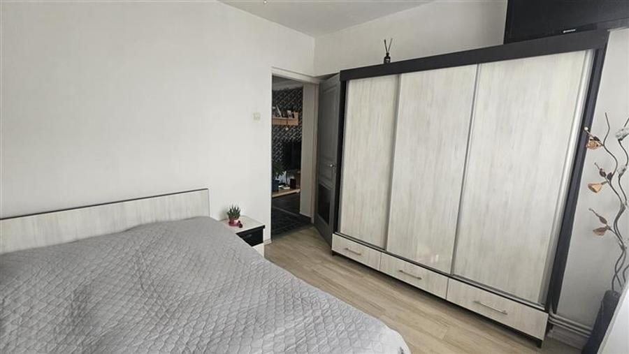 Berceni- Metrou Piata Sudului, apartament 4 camere, centrala proprie, bloc reabi - 8