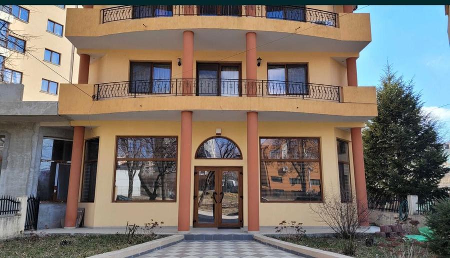 Spatiu comercial de inchiriat, etaj 1 zona Cug - 1