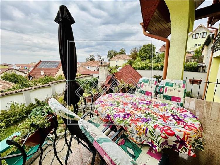 Casa de vanzare in Sibiu - individuala - 278 mp utili - - 45