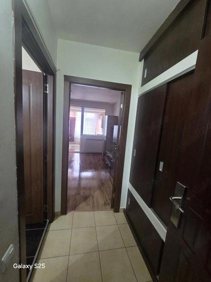 Inchiriez garsoniera - 3