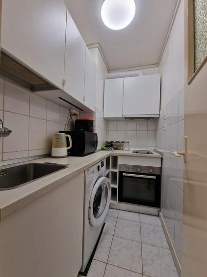 Titan - metrou 5 min , garsoniera moderna, mobilata, utilata, canapea extensibil - 8