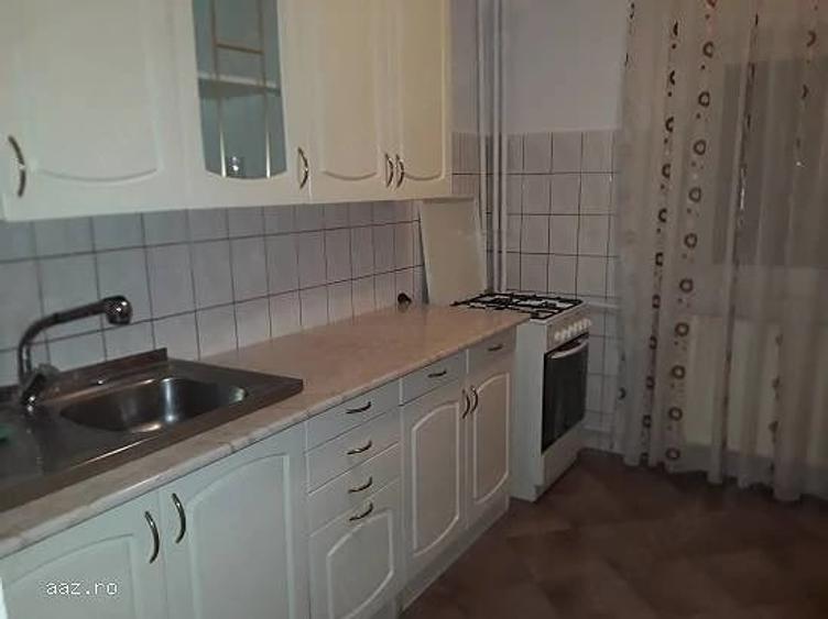 Apartament cu 2 camere decomandat în 13 Septembrie