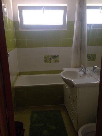 Apartament cu 2 camere semidecomandat în Astra