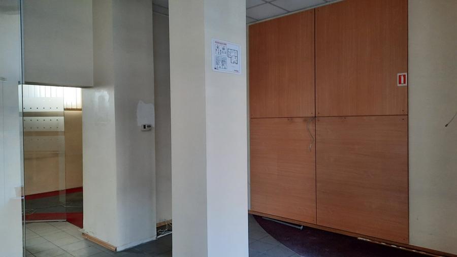 Spațiu comercial, de 83 mp, în Mihai Bravu