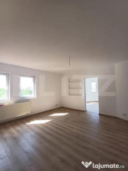 Apartament cu 2 camere semidecomandat în Turda