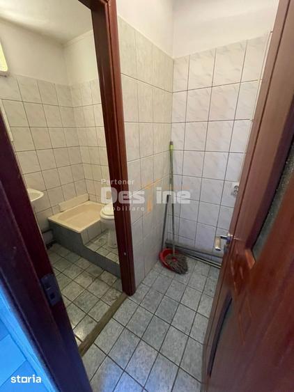 Spațiu comercial, de 65 mp, în Drumul Taberei