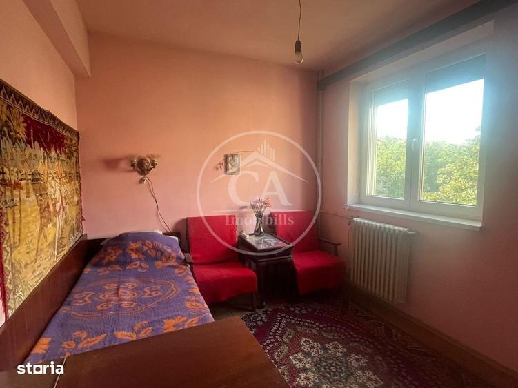 Apartament cu 3 camere decomandat în Rogerius