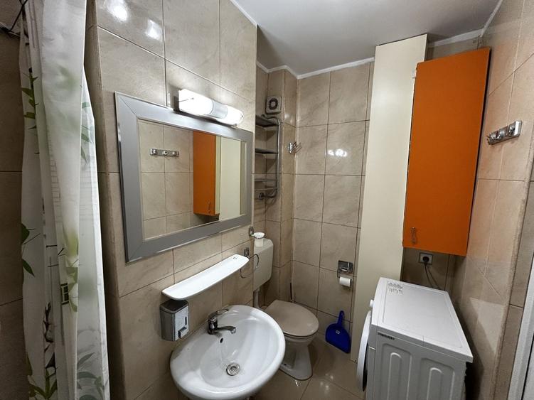 Apartament cu 2 camere decomandat, mobilat în Podgoria