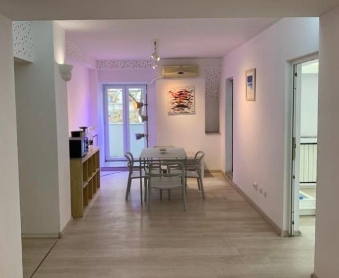 Apartament cu 3 camere decomandat în Unirii