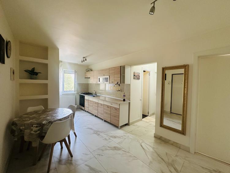 Apartament cu 3 camere decomandat, mobilat în Mănăștur