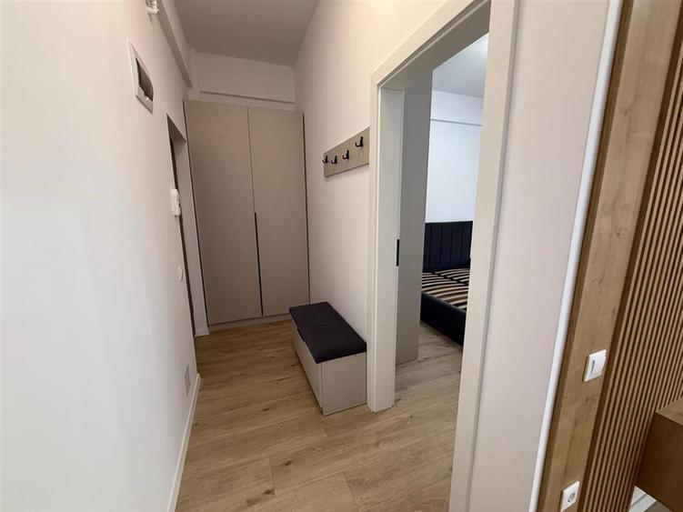 Apartament cu 2 camere semidecomandat în Exterior Sud