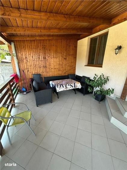Casă cu 4 camere în Central