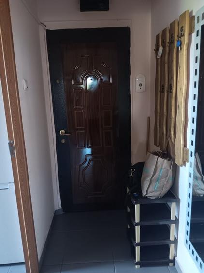 Apartament cu 2 camere semidecomandat în Progresu