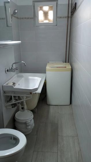 Apartament cu 2 camere nedecomandat în Malu Roșu