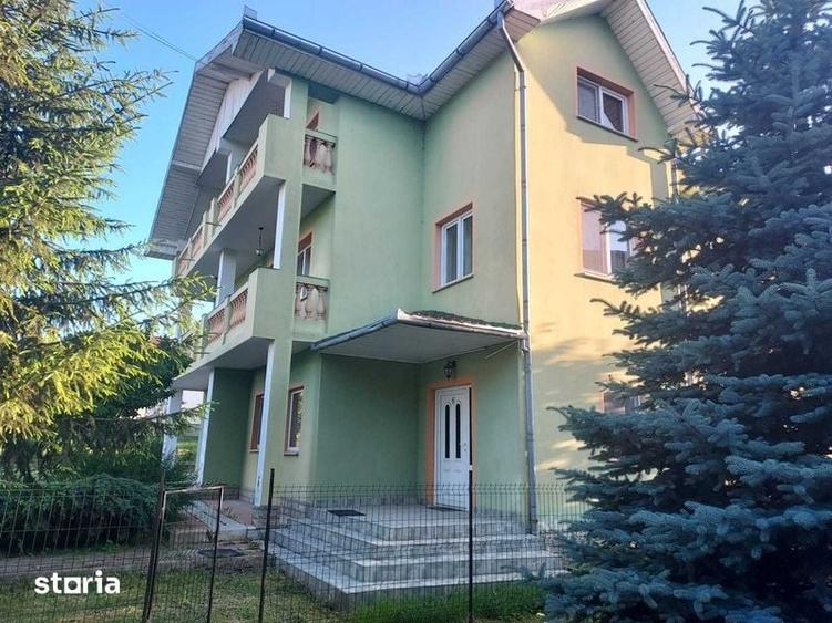 Casă cu 4 camere cu Teren 441 Mp în Central