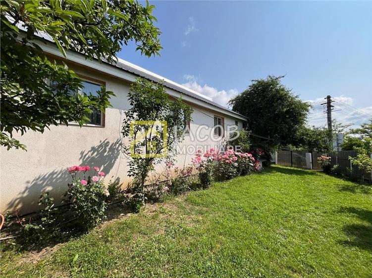 Casa cu 1690 mp teren, vie pe rod, comuna Sarata, jud. Bacau - 2