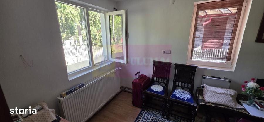 Casa de vanzare cu 5 camere in Mislea - 13