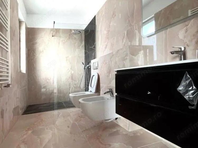 Casa cu Garaj - 150 mp + Terasa 20 mp - 335 000 euro - 12