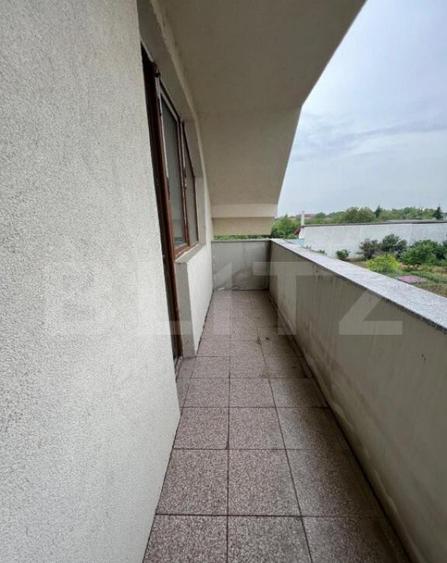 Apartament de 4 camere , 2 balcoane , 93 mp, zona Careiului - 8