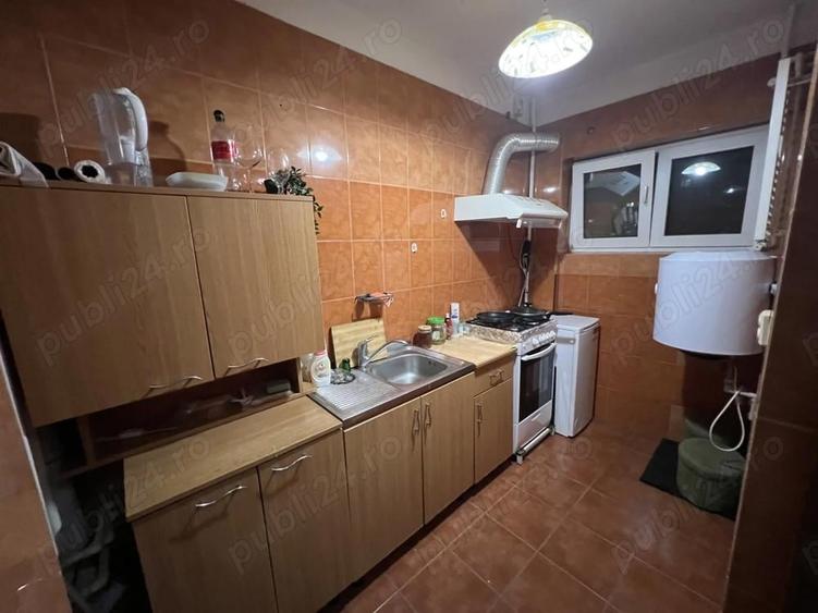 Colega apartament Eroii Revolutiei - 1