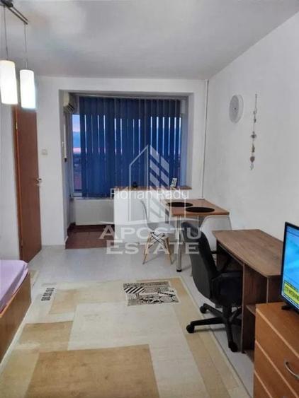 Apartament cu 1 camera, zona Circumvalatiunii, AC Apartament cu 1 camera, zona Circumvalatiunii, AC