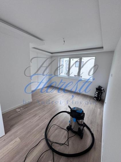 Duplex cu 4 camere   zona Urusagului - 14