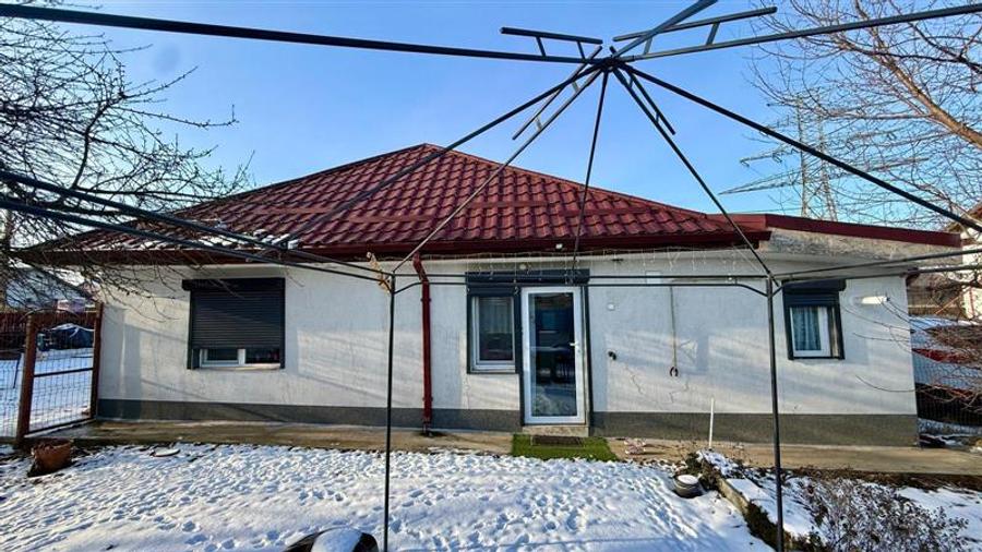 Apartament cu 2 camere de vanzare - 2