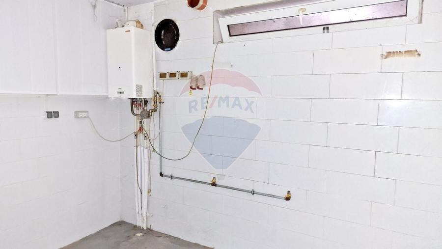 Spațiu comercial de vânzare în zona Central - 10