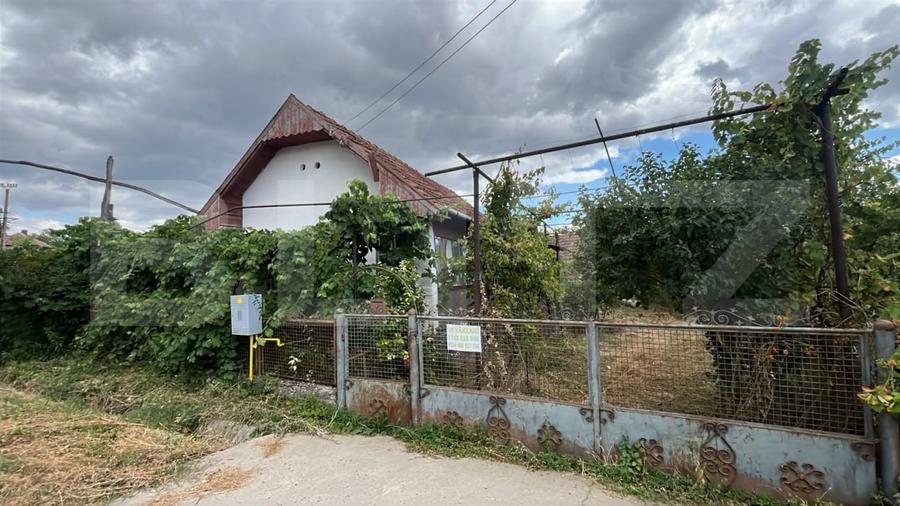 Casă individuală cu 2 camere cu Teren 1256 Mp în Unirea
