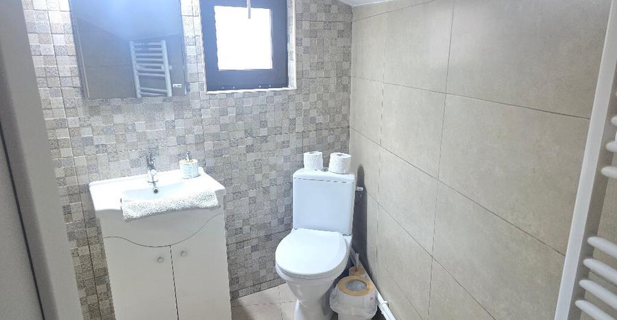Inchiriez apartament in vila pe 2 nivele cu scara interioara in Deva, - 10