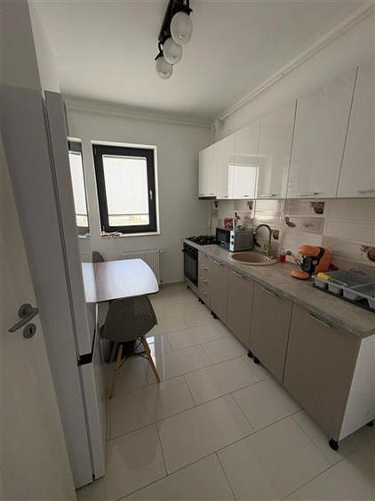 Inchiriere apartament 1-2-3 cam Militari - 8