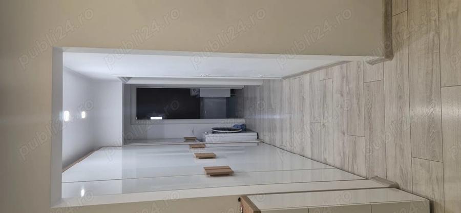 Vand apartament 3 camere-zona Policlinica 2 - 7