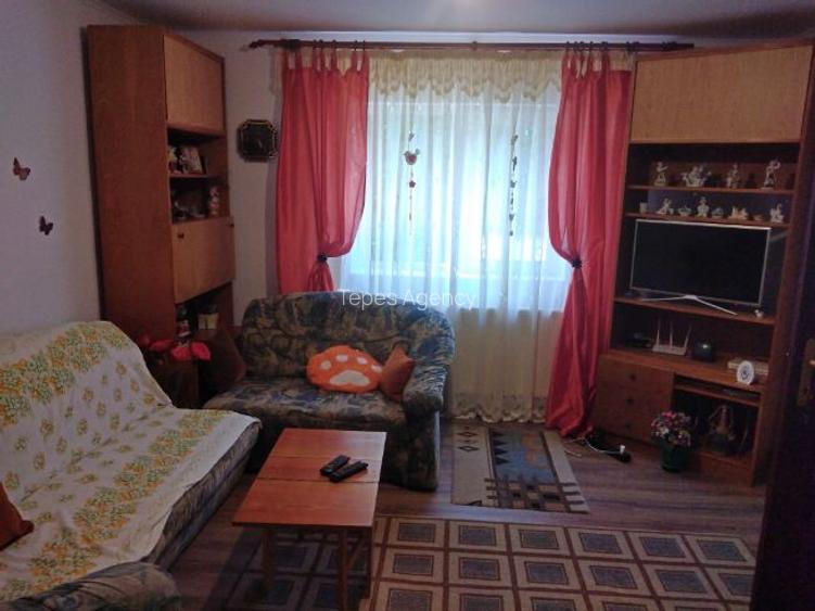 Casa, Timisoara, Plopi, 2+1 camere, 663mp teren, utilitati Casa, Timisoara, Plopi, 2+1 camere, 663mp teren, utilitati