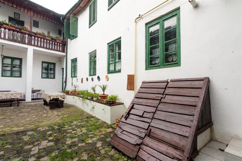 RECO Pensiunea Gobe + 2 Case individuale- Afacere cu traditie si renume in Orade - 9