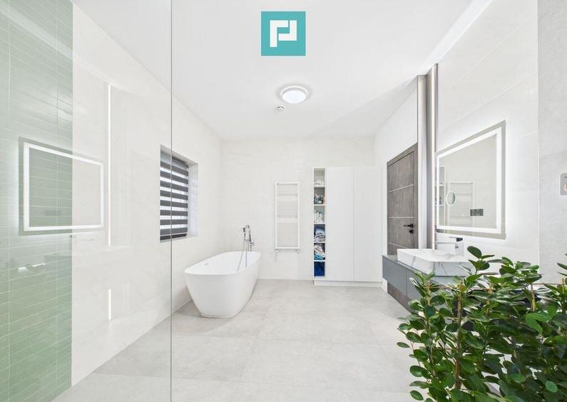 Re?edin?a Premium, 5 camere, teren 2400 mp - 18