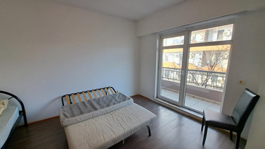 APARTAMENT 3 CAMERE - SUPRAFATA GENEROASA - 19