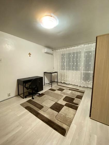 1 Decembrie - Metrou - 6