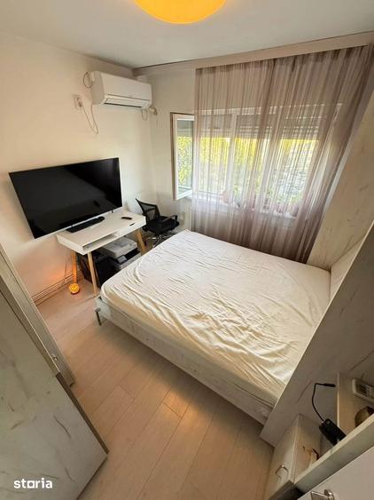 Apartament cu 3 camere decomandat în Valea Rosie